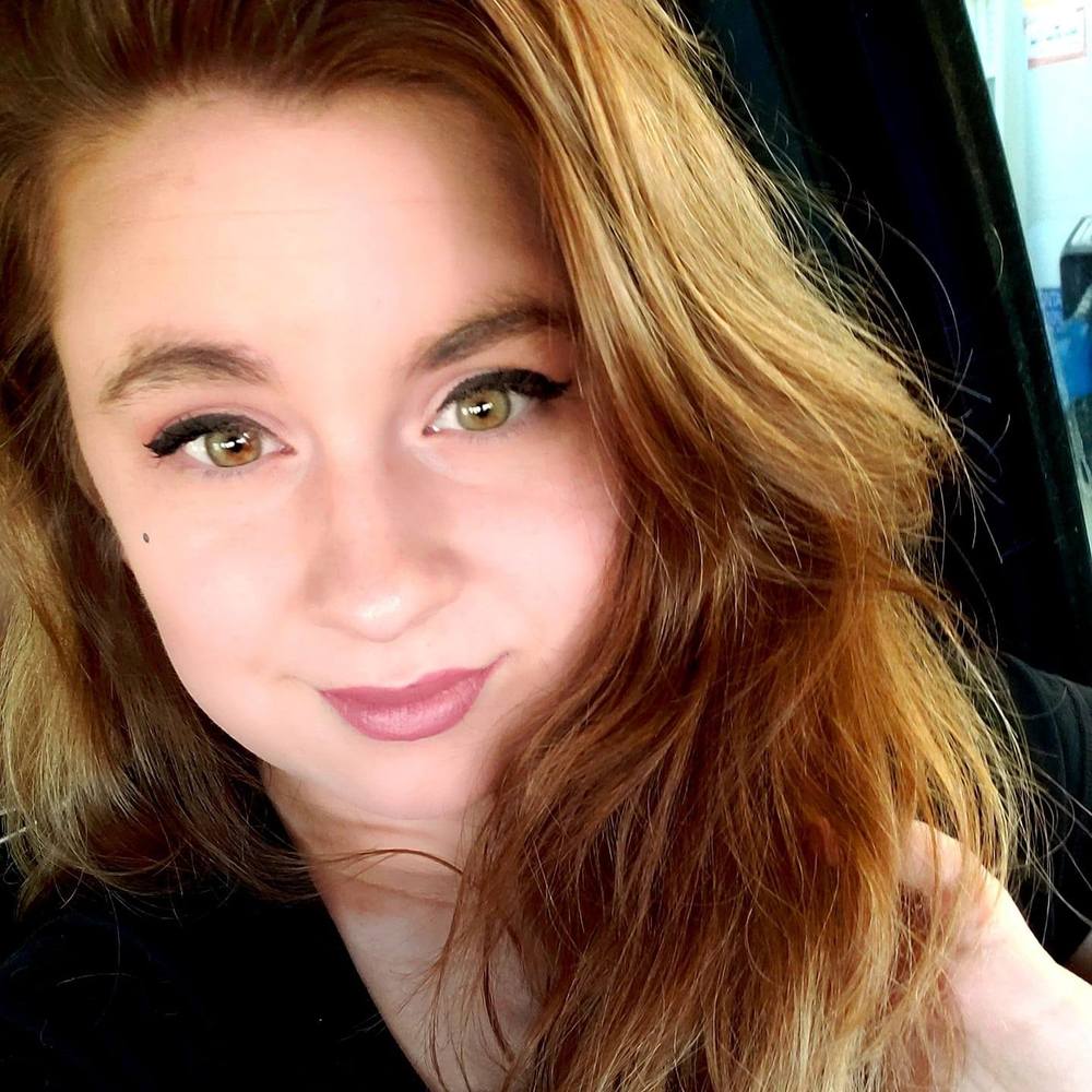 Meet your Posher, Briana